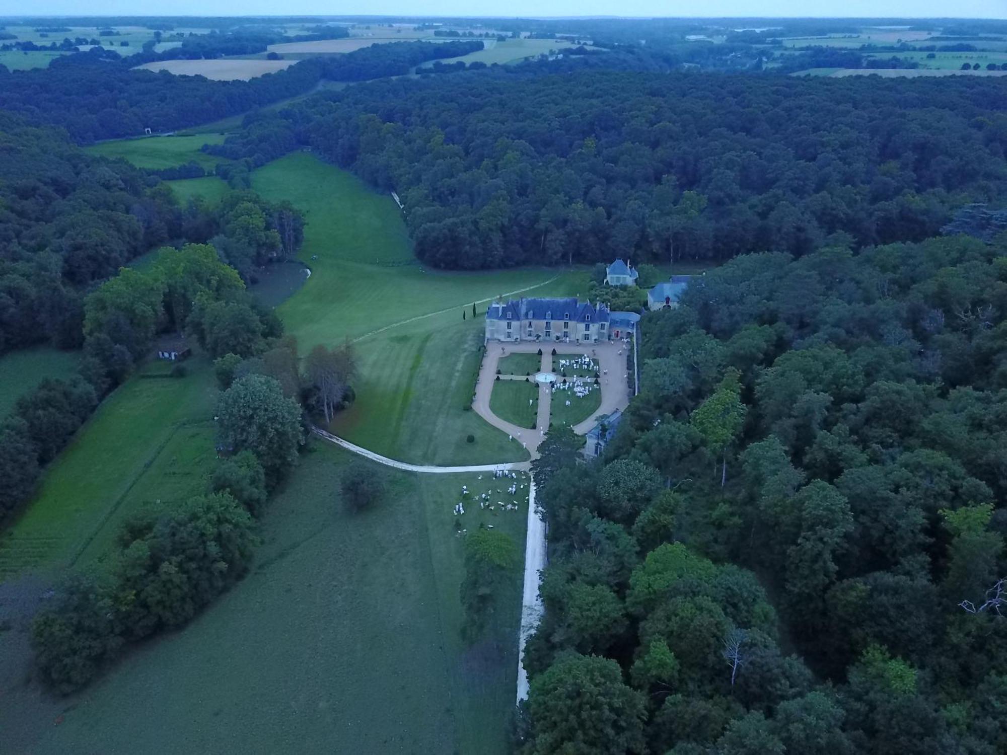 Gite Du Chateau D'Hodebert Saint-Paterne-Racan Bagian luar foto